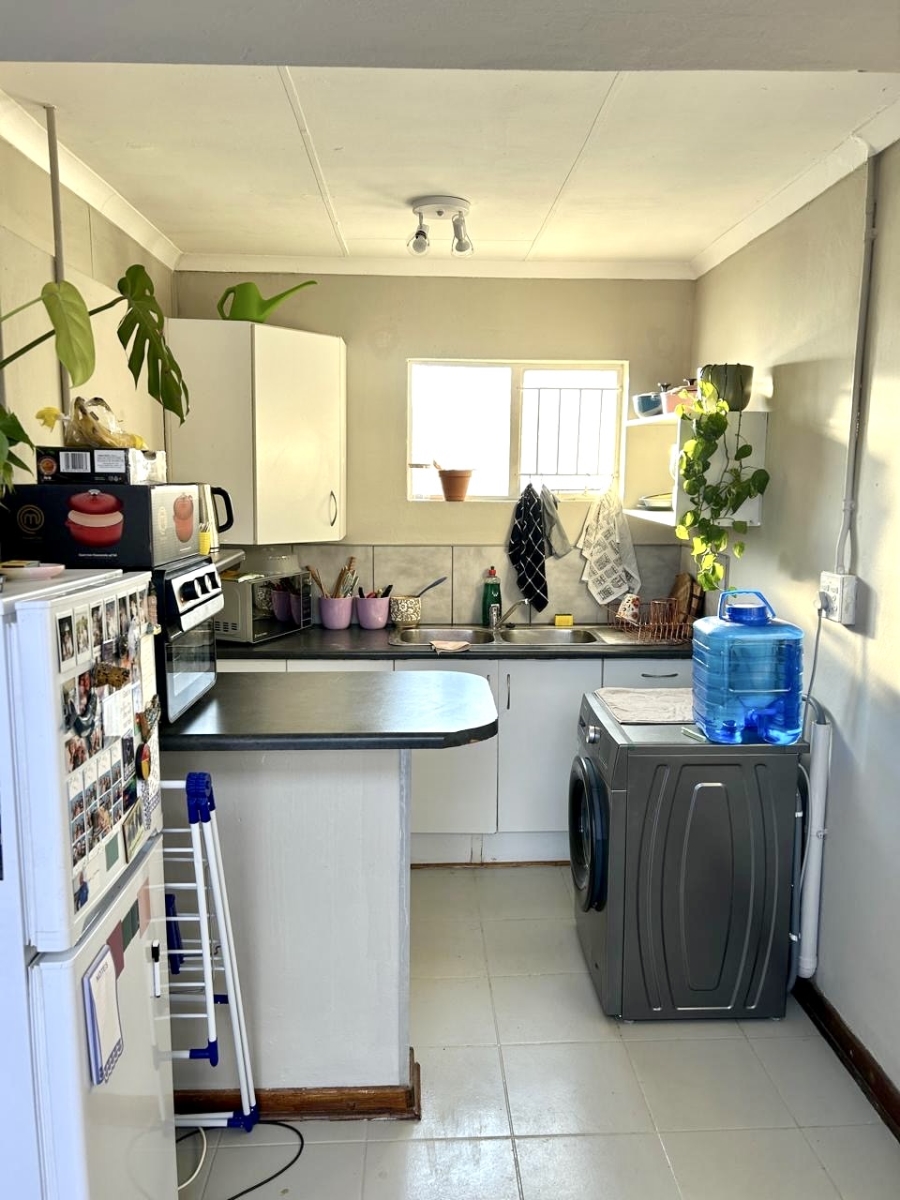 To Let Commercial Property for Rent in Vredenhof Sh Free State